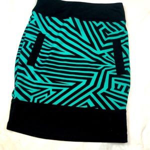 Size S KK Geometric Pencil Skirt